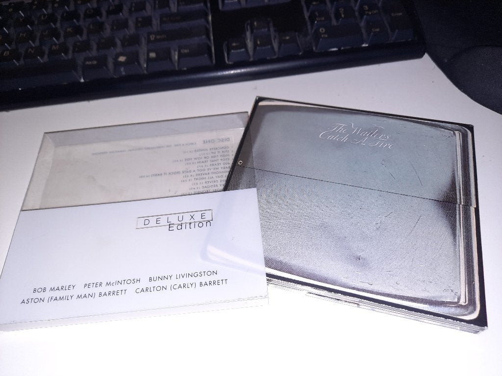 2 CD DELUXE The Wailers – Catch A Fire, Ophalen, Zo goed als nieuw