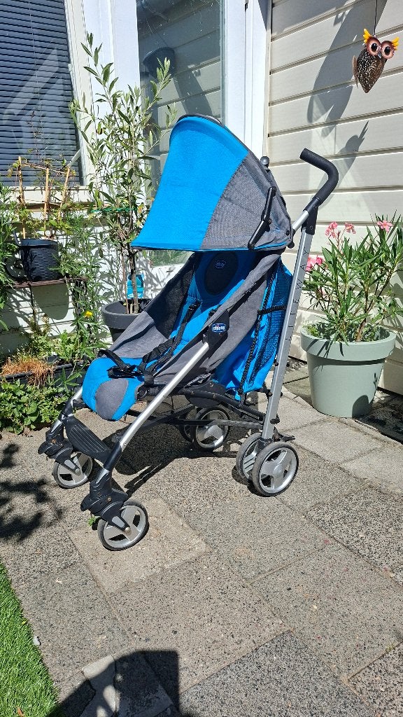 Zeer complete Chicco buggy, Kinderen en Baby's, Buggy's, Ophalen, Gebruikt, Overige merken, Verstelbare rugleuning