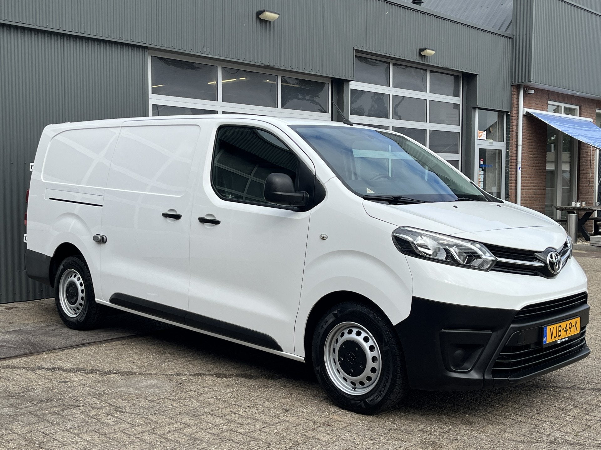 Toyota ProAce Worker 2.0 D-4D Long Airco Cruise controle Tre, Auto's, Bestelauto's, Voorwielaandrijving, Stof, Gebruikt, 4 cilinders