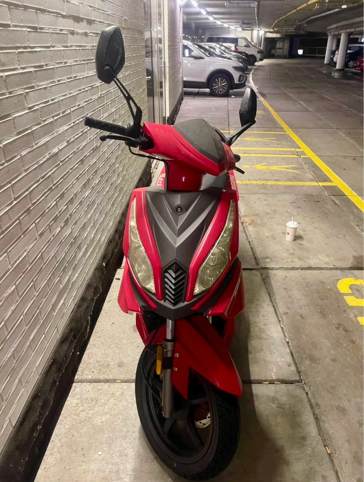 Mooie Sportieve 45/50 km Scooter – Slechts 14.329 KM, Ophalen, Zo goed als nieuw, Benzine