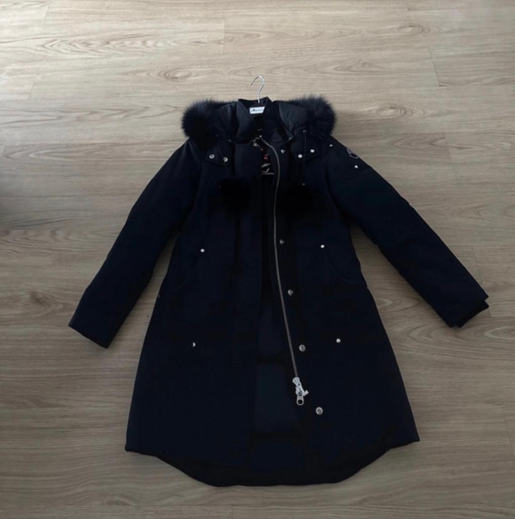 Moose Knuckles parka dames maat M, Kleding | Dames, Jassen | Winter, Zo goed als nieuw, Maat 38/40 (M), Zwart, Ophalen of Verzenden