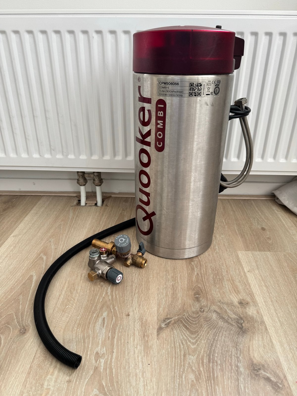 Quooker COMBI+ E 7L met Fusion Square RVS kraan (2024), 10 kopjes of meer, Ophalen of Verzenden, Zo goed als nieuw, Combi