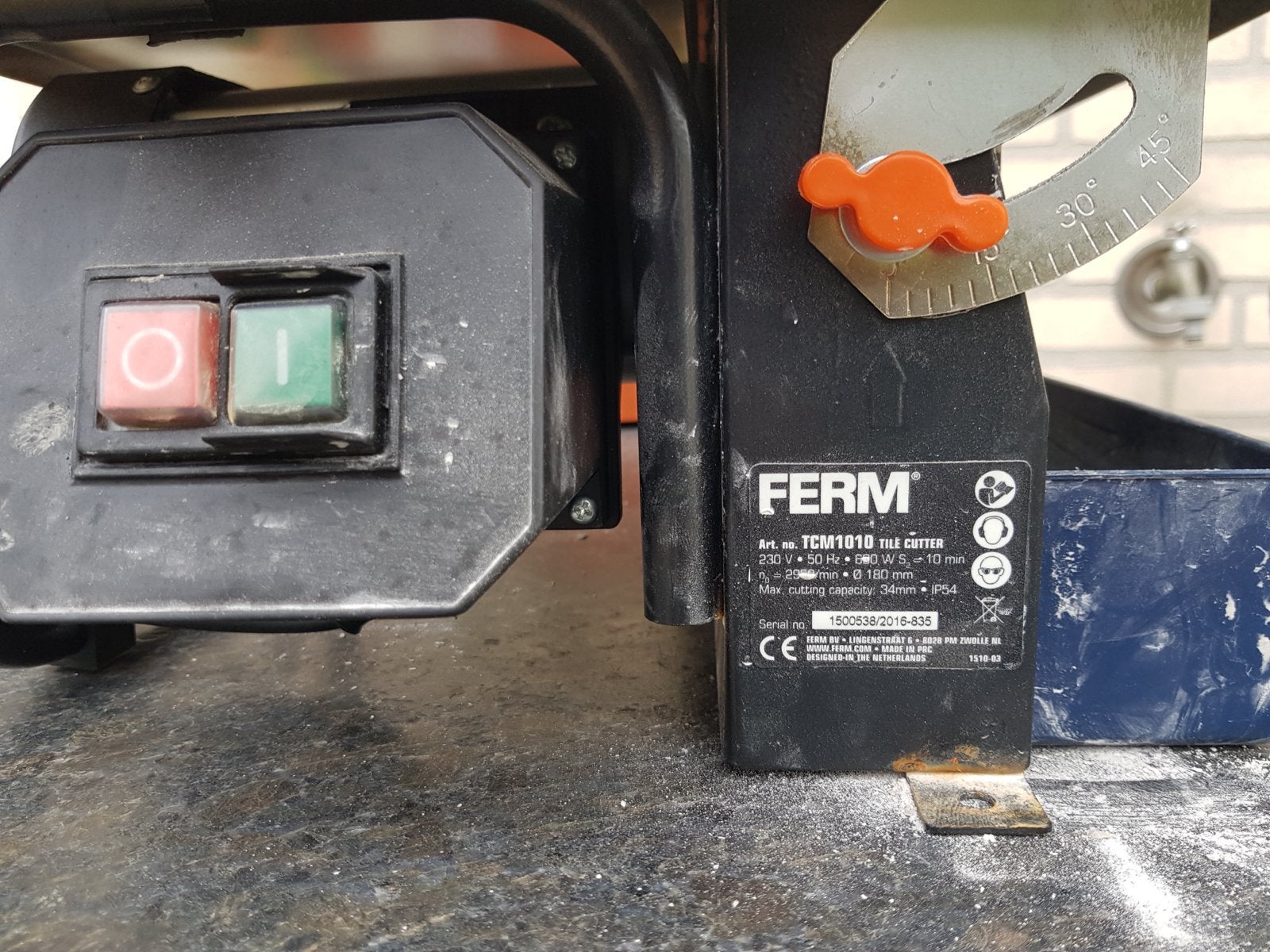 Ferm TCM1010 Diamant Tegelsnijder - 600W, Ophalen, Gebruikt, Overige typen, 600 tot 1200 watt