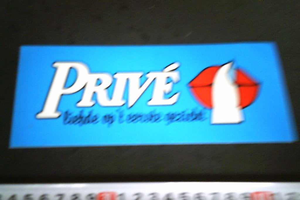 sticker PRIVÉ liefde op 't eerste gezicht, Ophalen of Verzenden, Zo goed als nieuw