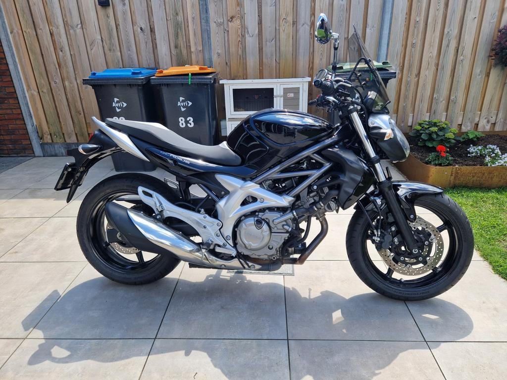 Suzuki SFV 650 Gladius, Motoren, Motoren | Suzuki, 2 cilinders, Motorrijbewijs A, Gebruikt, Particulier