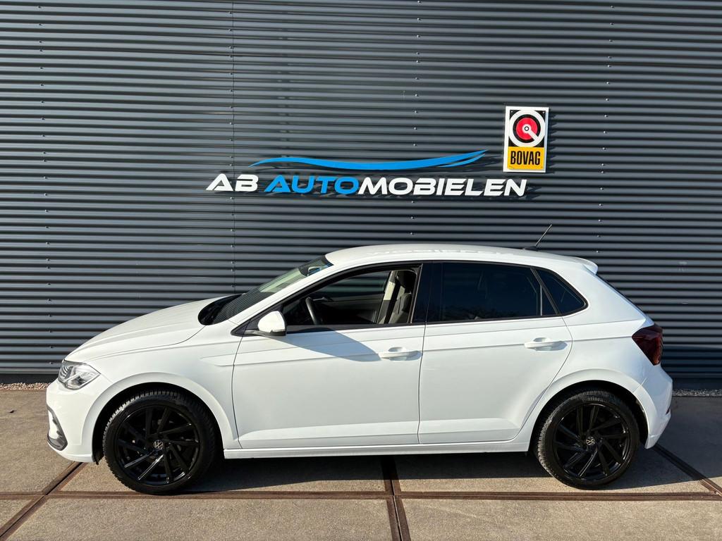 Volkswagen Polo 1.0 TSI Life PDC/ CARPLAY, Voorwielaandrijving, Gebruikt, Met garantie (alle), 1072 kg