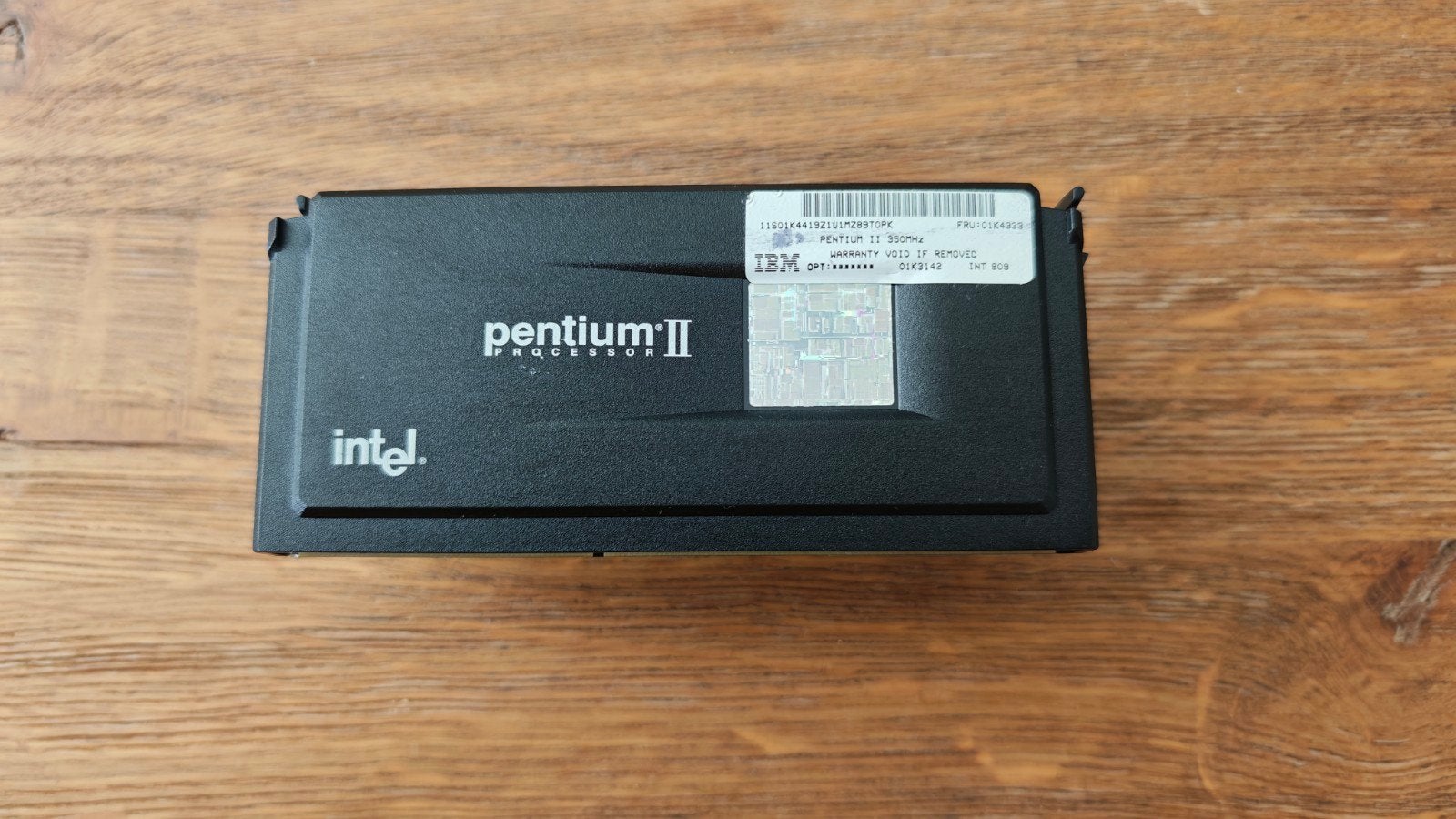 Intel Pentium II 350Mhz CPU met originele koeler, Computers en Software, Overige Computers en Software, Gebruikt, Ophalen of Verzenden