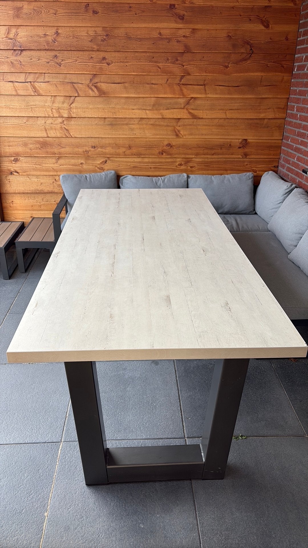Grote eettafel voor 6 personen met metalen onderstel, Gebruikt, 100 tot 150 cm, Eikenhout, 200 cm of meer