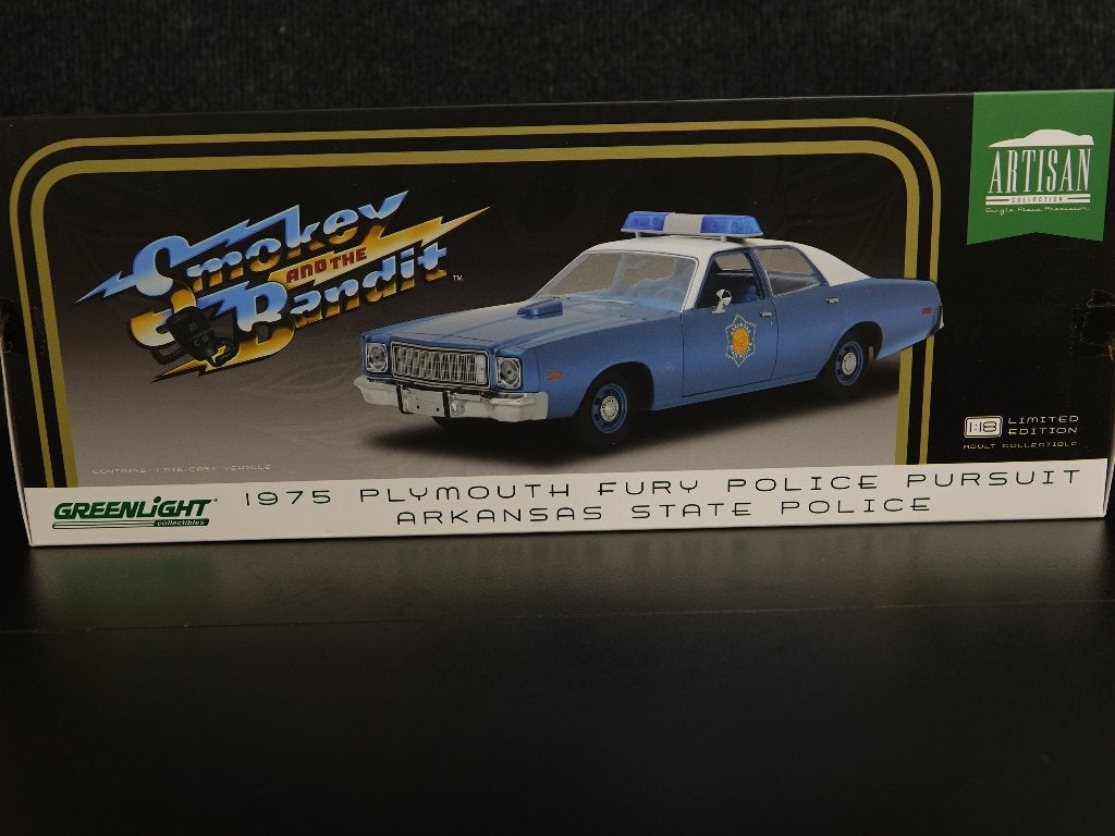 Greenlight 1:18 1977 Dodge Monaco Smokey and the Bandit, Hobby en Vrije tijd, Overige merken, Auto, Nieuw, Ophalen of Verzenden