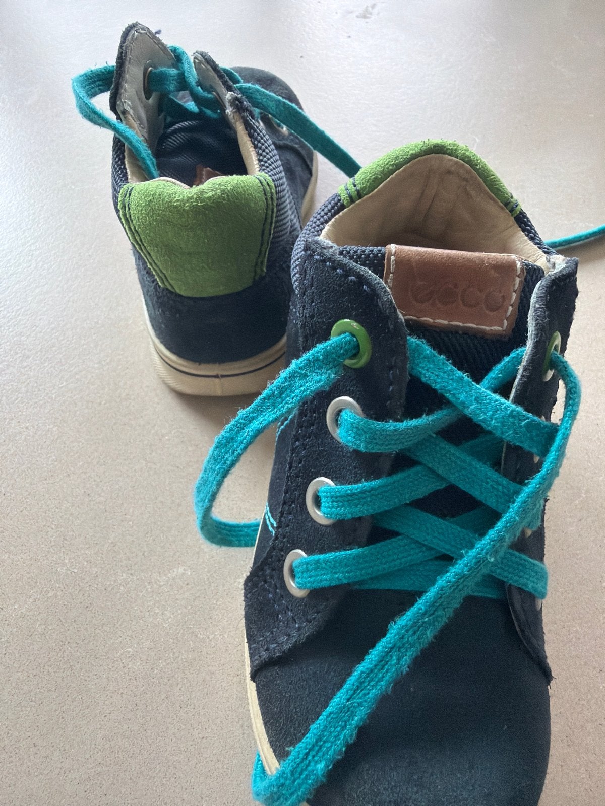 ECCO kinderschoenen maat 21 - Blauw met turquoise veters, Ophalen of Verzenden, Gebruikt, Jongen of Meisje, Schoenen