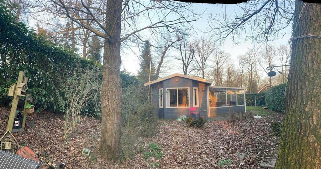 Heerlijk chalet - permanente bewoning gedoogd - aan vijver, Huizen en Kamers, Recreatiewoningen te koop, 45 m², 2 slaapkamers