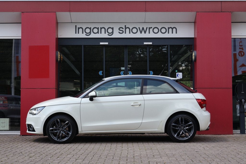 Audi A1 1.4 TFSI Ambition Pro Line Business | Navigatie | Ai, Auto's, Voorwielaandrijving, Euro 5, Stof, Zwart