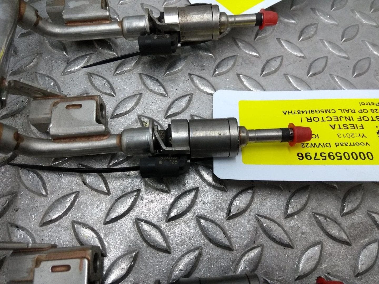 FORD FIESTA BRANDSTOF INJECTOR / VERSTUIVER 2013, Auto-onderdelen, Brandstofsystemen, Gebruikt, ARN erkend, Stiba lid, Erkend duurzaam