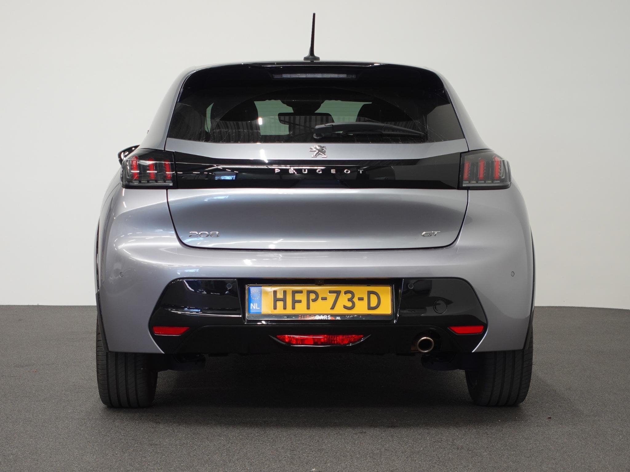 Peugeot 208 1.2 PureTech 100pk Automaat GT-Line Peugeot 208, 101 pk, Gebruikt, Euro 6, Leder en Stof