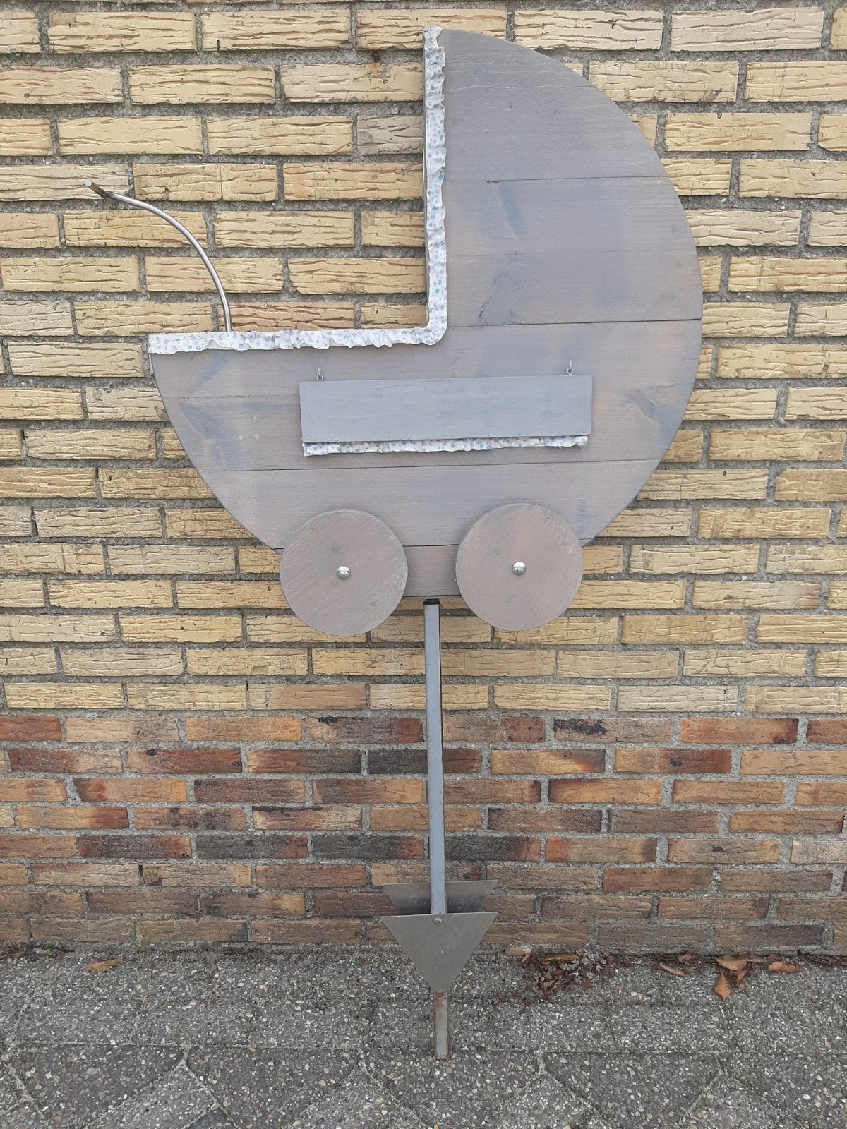 Geboortebord kinderwagen met naambordje en grondpaal, Ophalen, Nieuw, Geboortebord