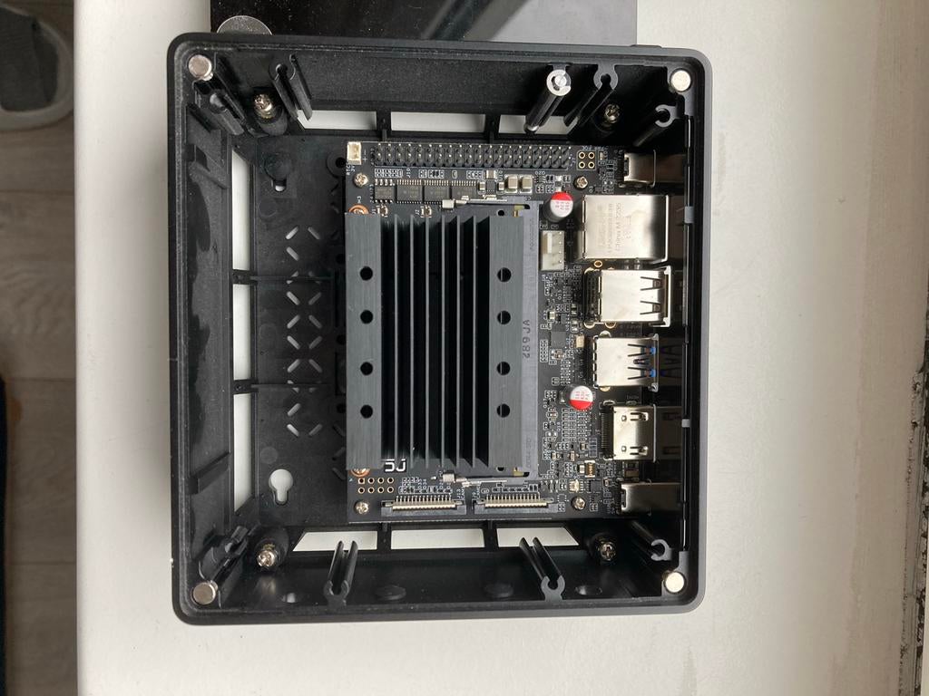 Seeed Studio reComputer J1010 Mini PC - Compact & Krachtig, Ophalen, Zo goed als nieuw