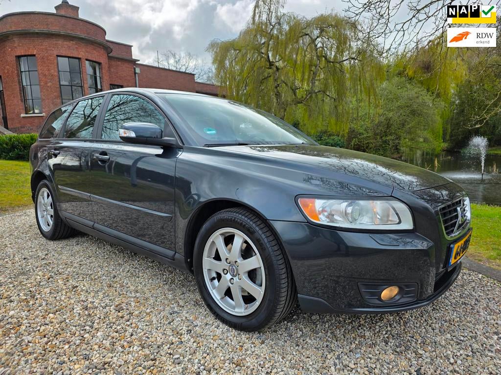 Volvo V50 1.8 Edition I AIRCO/cruise, Auto's, Volvo, Voorwielaandrijving, 125 pk, Gebruikt, 4 cilinders