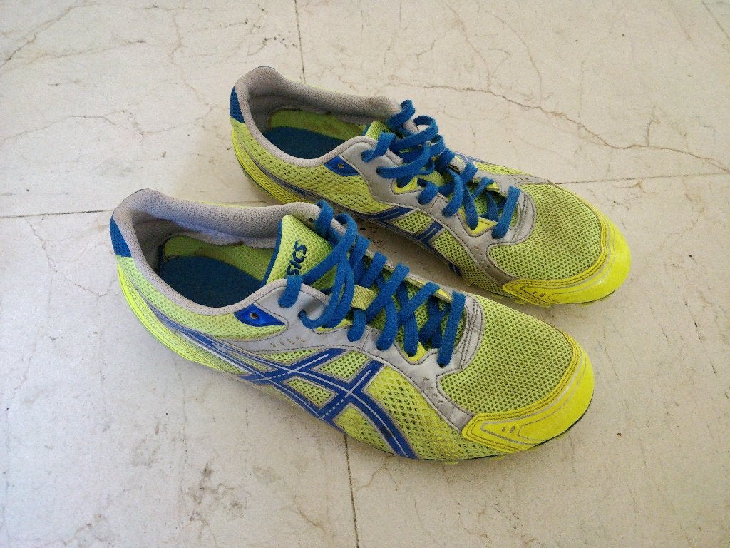 Asics Spikes Hardloopschoenen - maat 42, Sport en Fitness, Loopsport en Atletiek, Ophalen, Gebruikt, Spikes, Hardlopen