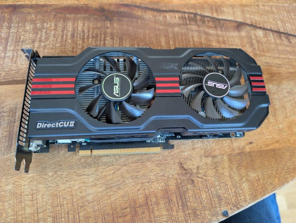 ASUS ENGTX560 TI DCII TOP/2DI/1GD5 Videokaart (Geen HDMI), Computers en Software, Videokaarten, Ophalen, Gebruikt, PCI-Express 2