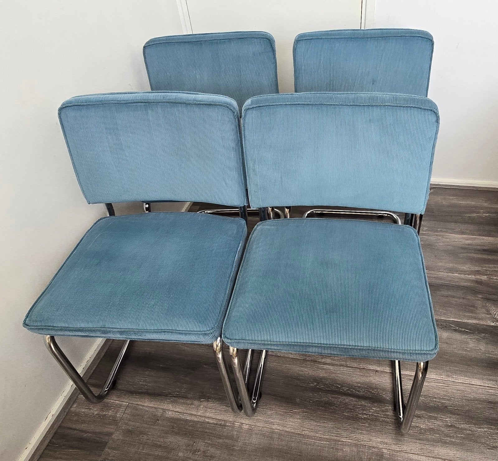 Zuiver Ridge Rib buisframe eetkamerstoel Blauw 4 stuks set, Ophalen, Blauw, Vier
