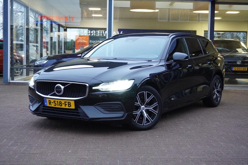 Volvo V60 2.0 B3 Essential Automaat | Airco | Navigatie | Ca, Auto's, Volvo, Stof, Euro 6, 4 cilinders, 1969 cc