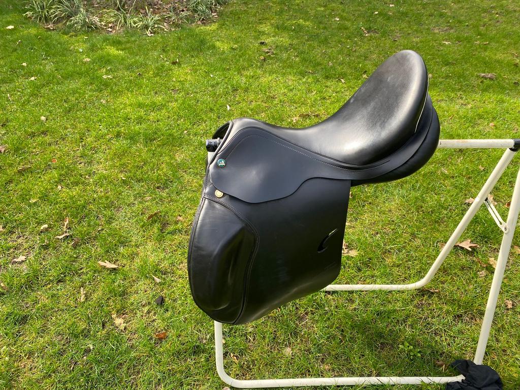 Prestige Roma Veelzijdigheidszadel 17inch zwart, Ophalen of Verzenden, Zo goed als nieuw, Overige soorten