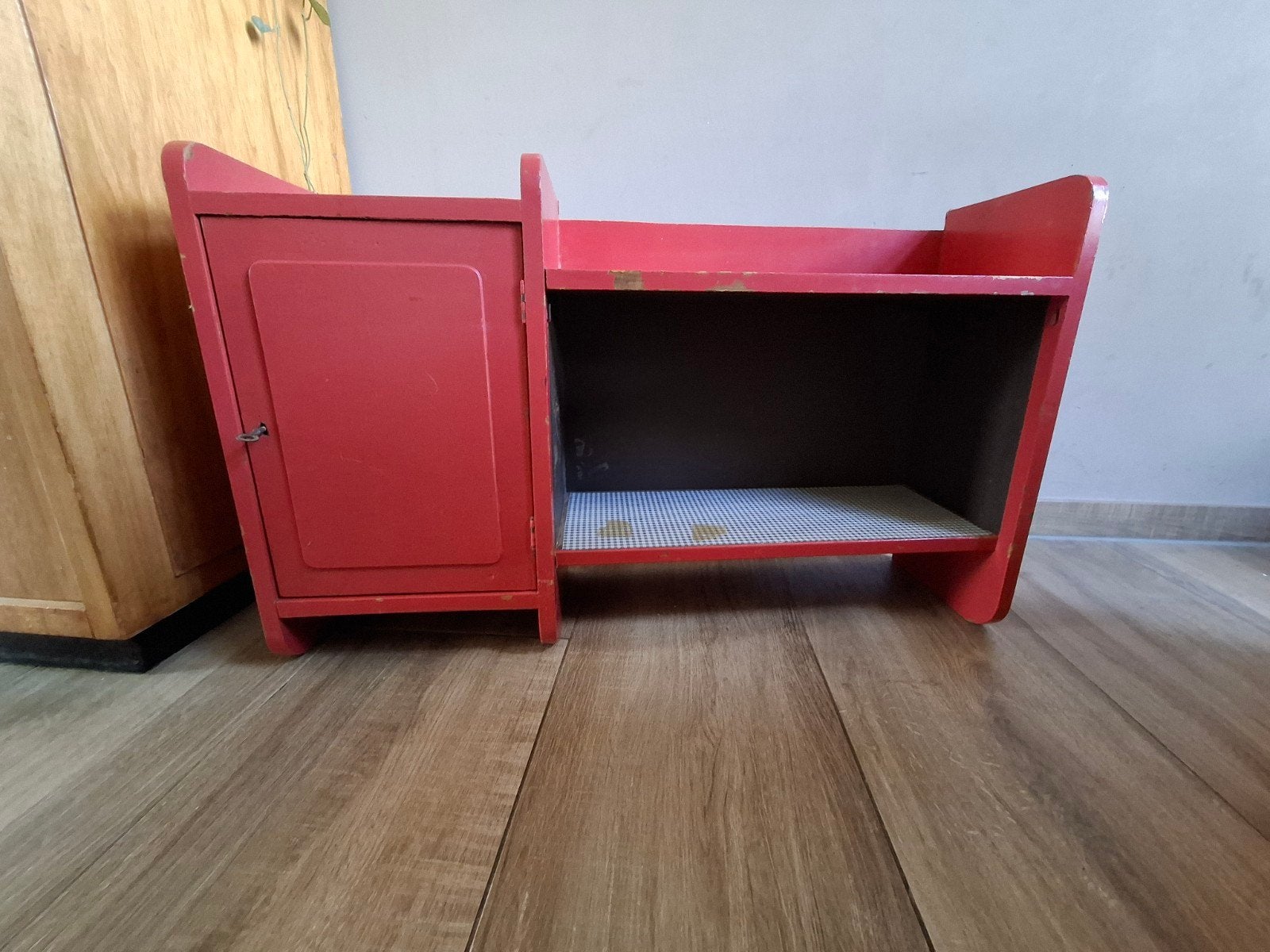 vintage houten wandkastje met deurtje, bijbelkastje, Ophalen, Gebruikt