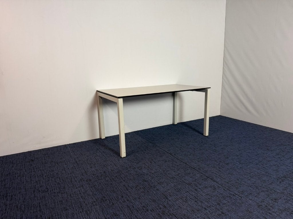 2 x Vergadertafel Mibra, lichtgrijs, 140 x 80 cm.