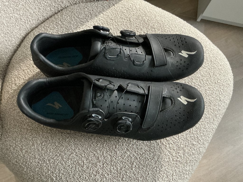 Te koop specialized fiets schoenen maat 43 met overschoenen, Ophalen of Verzenden, Zo goed als nieuw, Schoenen