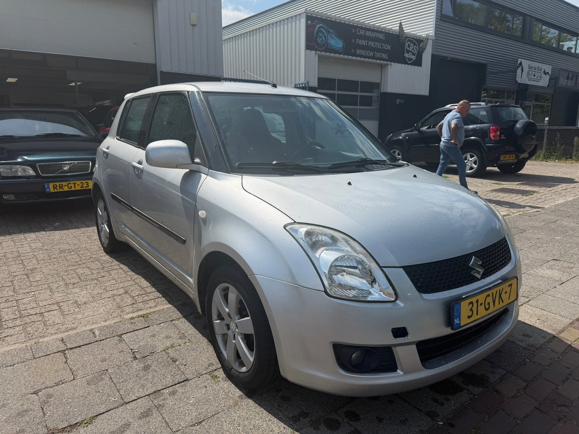 Suzuki Swift 1.3 Bandit 5 DEURS AIRCO, Voorwielaandrijving, 400 kg, Swift, Origineel Nederlands