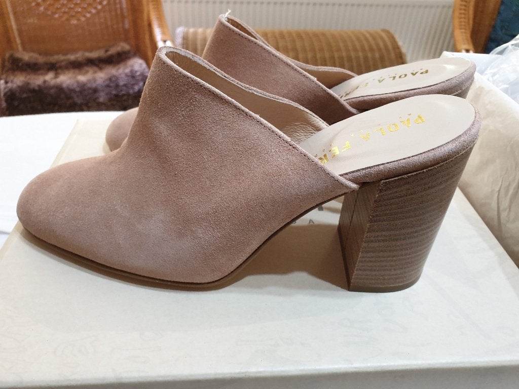PRACHTIGE PAOLA FERRI MUILTJES 39, Kleding | Dames, Ophalen, Beige, Sandalen of Muiltjes, Nieuw