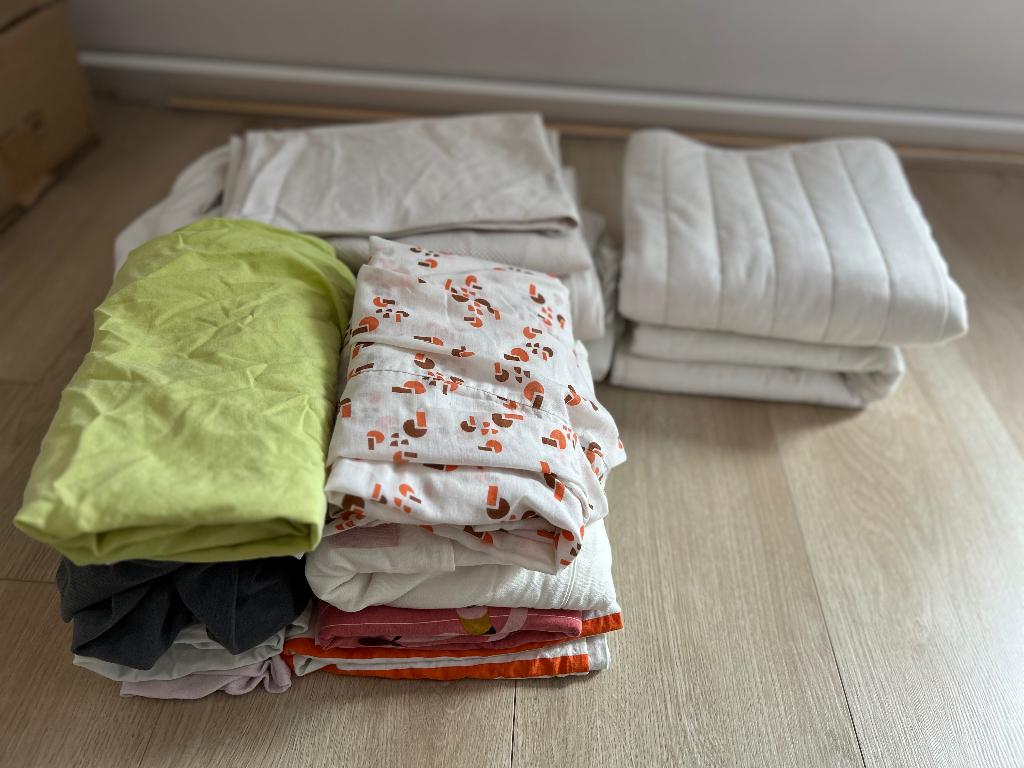 Matras 60x120 + beddengoed, Ophalen, Zo goed als nieuw, Ledikant