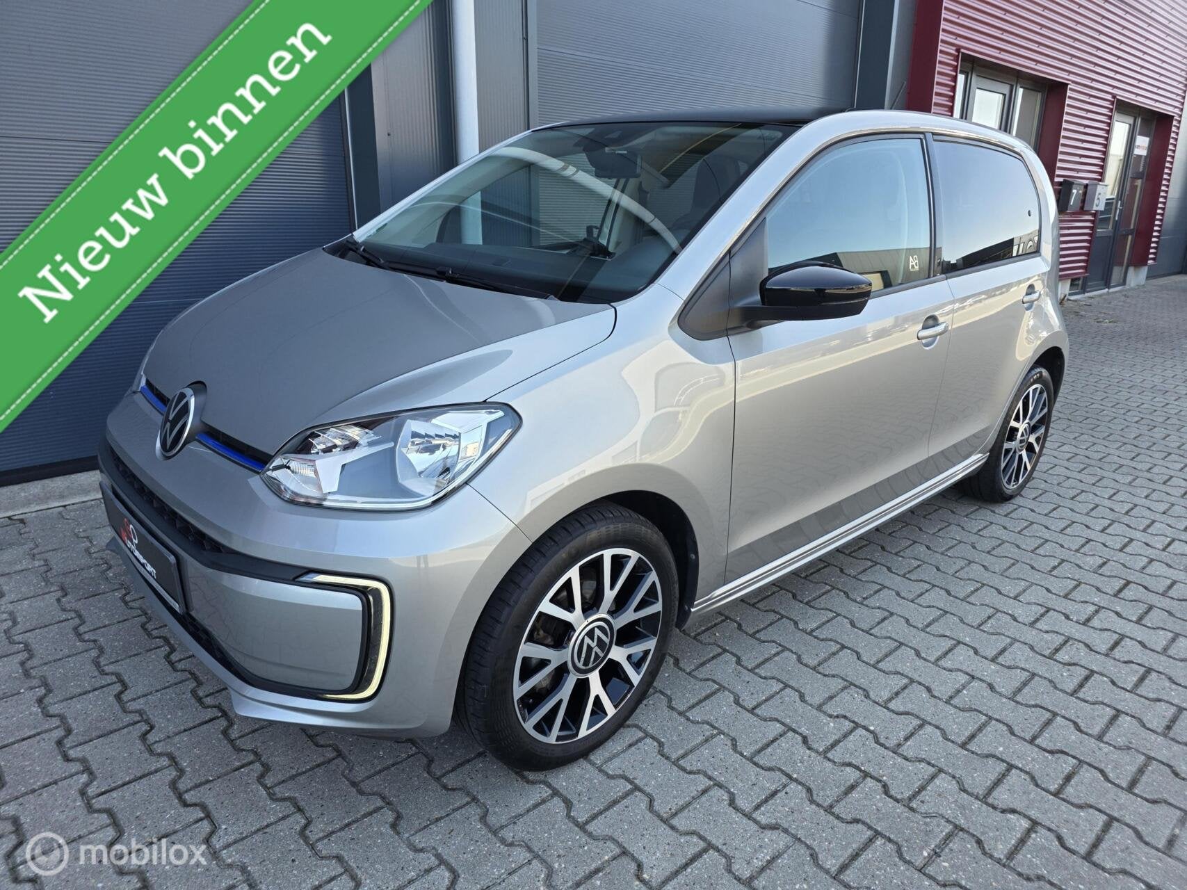 Volkswagen e-UP! Style /NIEUWSTAAT /Alle opties! /1e eigen., Auto's, 83 pk, Stof, Gebruikt, Up!