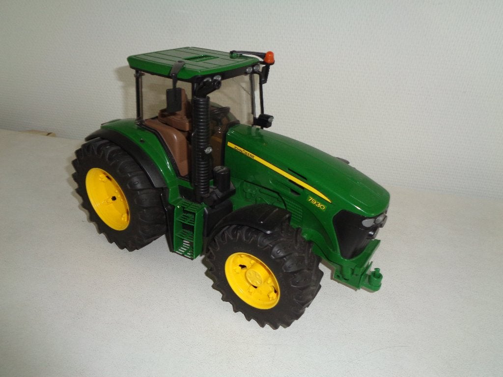 Bruder John Deere trekker 7930., Ophalen of Verzenden, Gebruikt