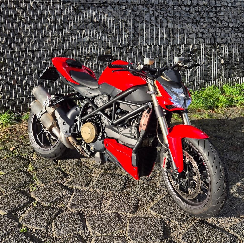 Ducati Streetfighter 1098 - rijklaar! (bj 2010), Motoren, 2 cilinders, 1099 cc, Motorrijbewijs A, Particulier