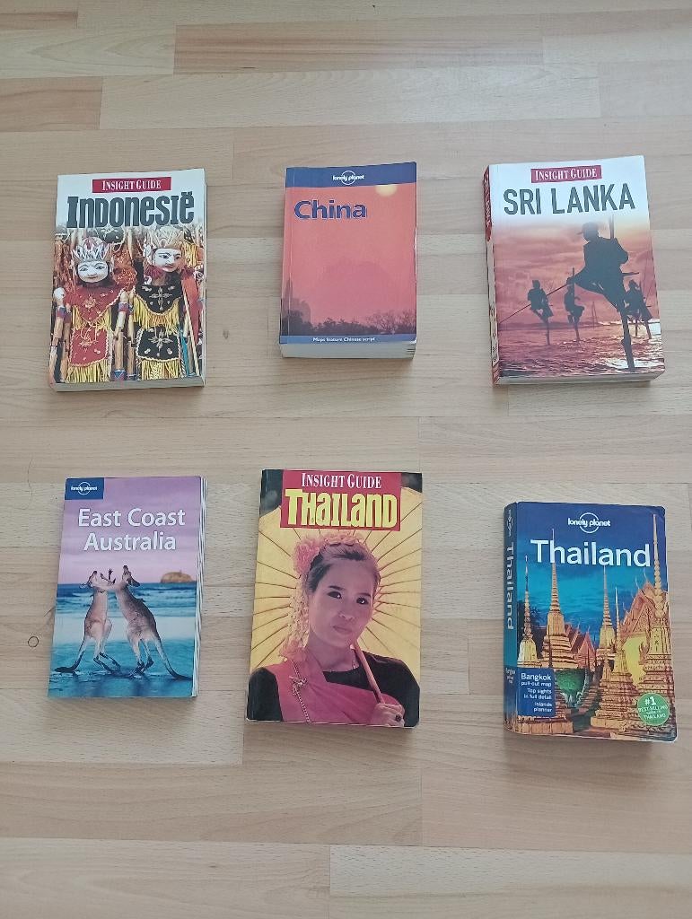 Lonely planet en insight guide boeken, Boeken, Lonely Planet, Ophalen of Verzenden, Zo goed als nieuw, Reisgids of -boek