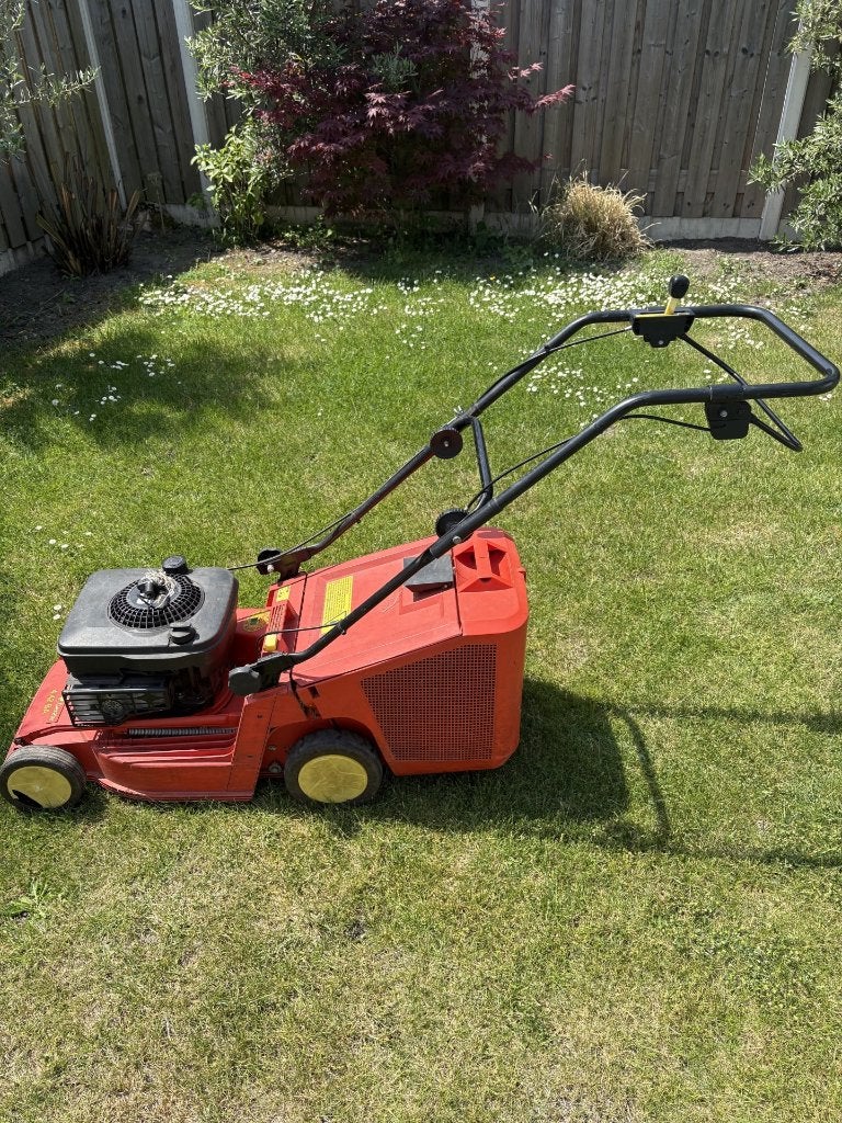 Grasmaaier van Wolf Geräte  (Is stuk), Ophalen, Gebruikt, Benzine-grasmaaier