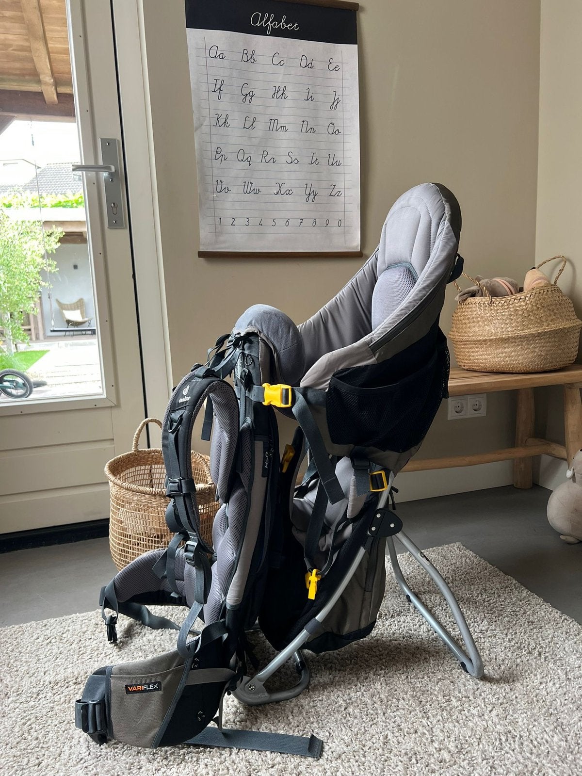 Deuter Kid Comfort III Draagzak - Ideaal voor wandelen, Kinderen en Baby's, Babydragers en Draagdoeken, Zo goed als nieuw, Rug