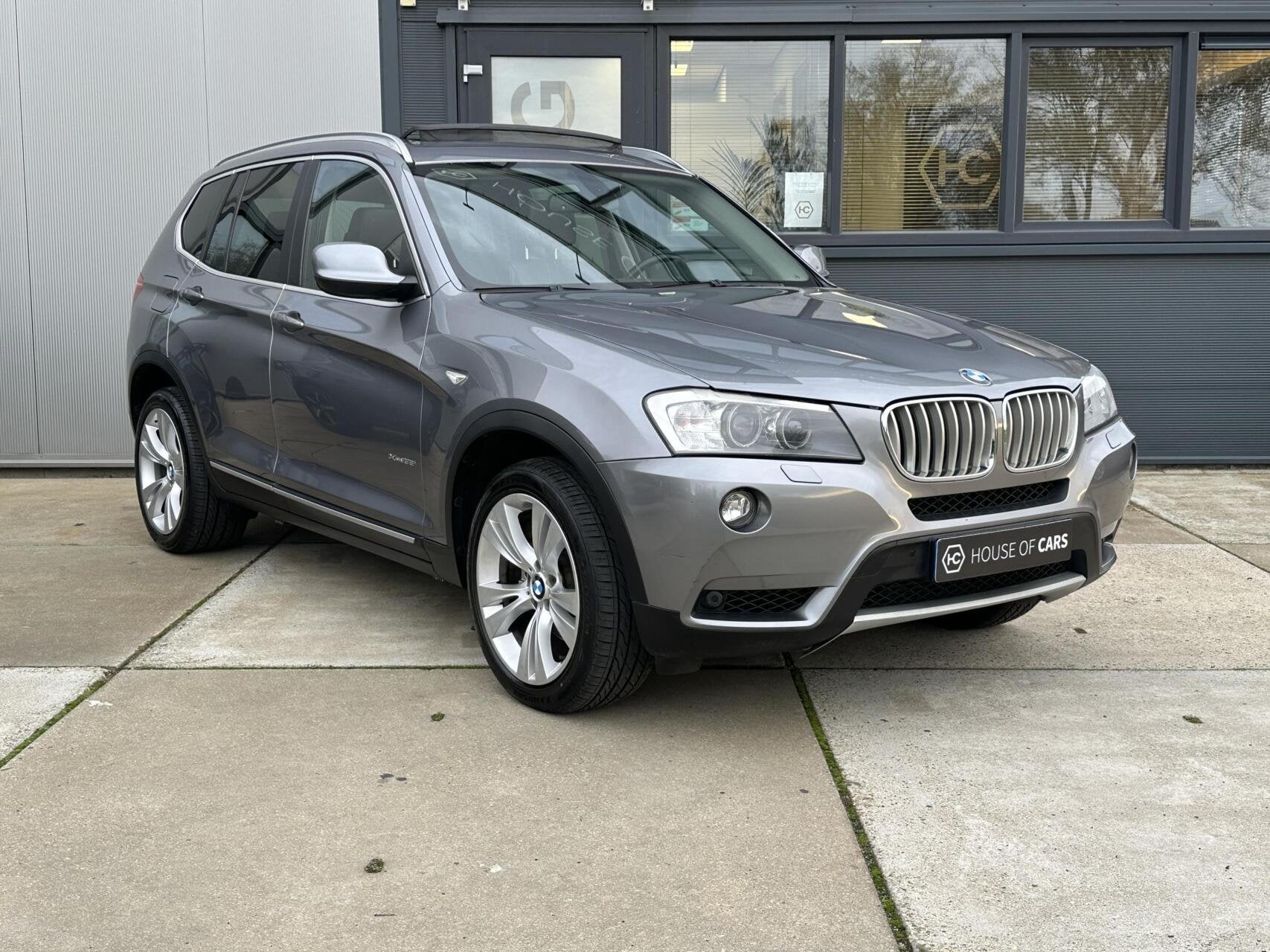 BMW X3 xDrive35i High Executive Automaat Youngtimer 306PK, Automaat, Gebruikt, Zwart, 138 €/maand