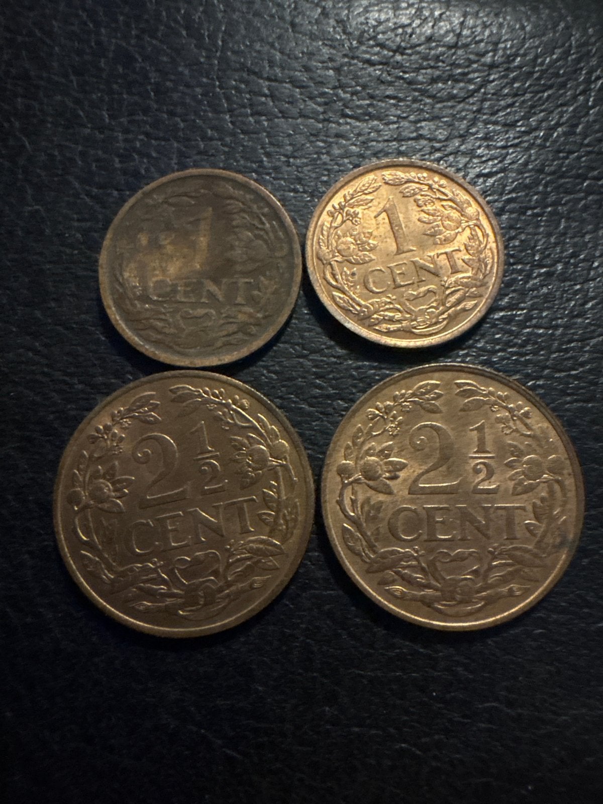Oude Nederlandse munten: 1 en 2,5 cent uit 1941, Ophalen of Verzenden, Koningin Wilhelmina, Overige waardes, Setje