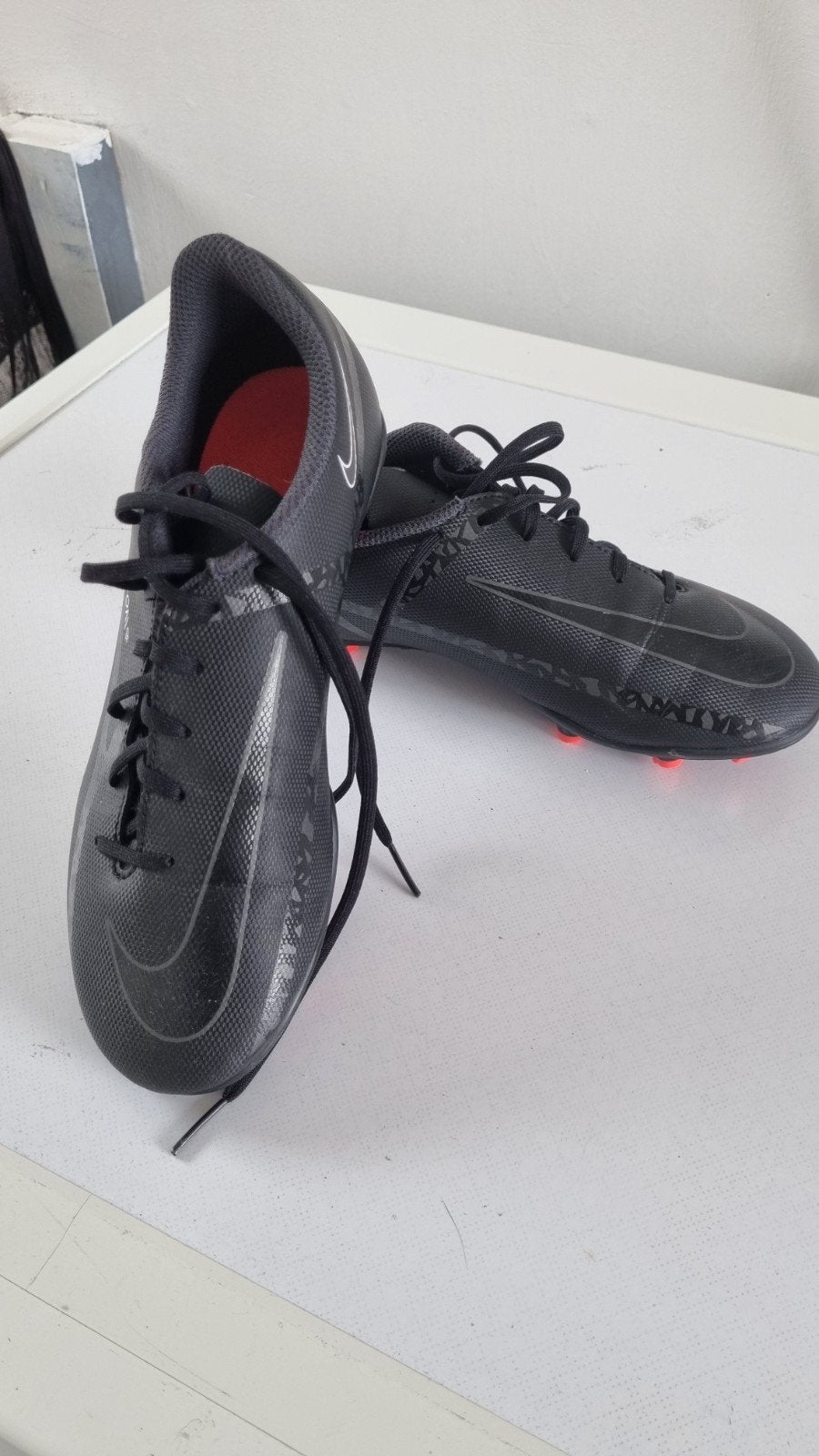 Nike voetbalschoenen (37,5), Ophalen of Verzenden, Zo goed als nieuw, Schoenen