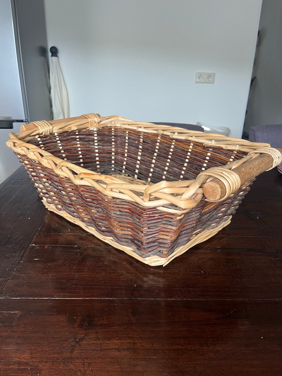Mooie rieten mand, rechthoekig, met handvatten, Ophalen, Gebruikt, Mand, Riet