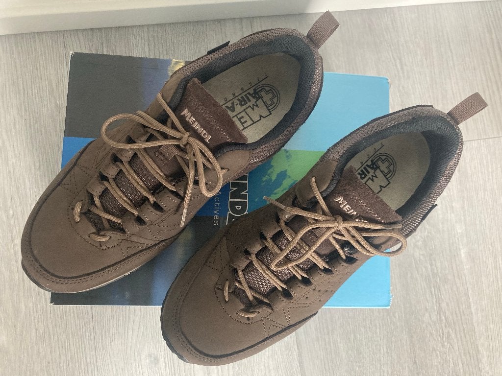 Schoenen - Meindl - 3949 DURBAN GTX - 8 (42), Bruin, Nieuw, Ophalen of Verzenden, Wandelschoenen of Bergschoenen