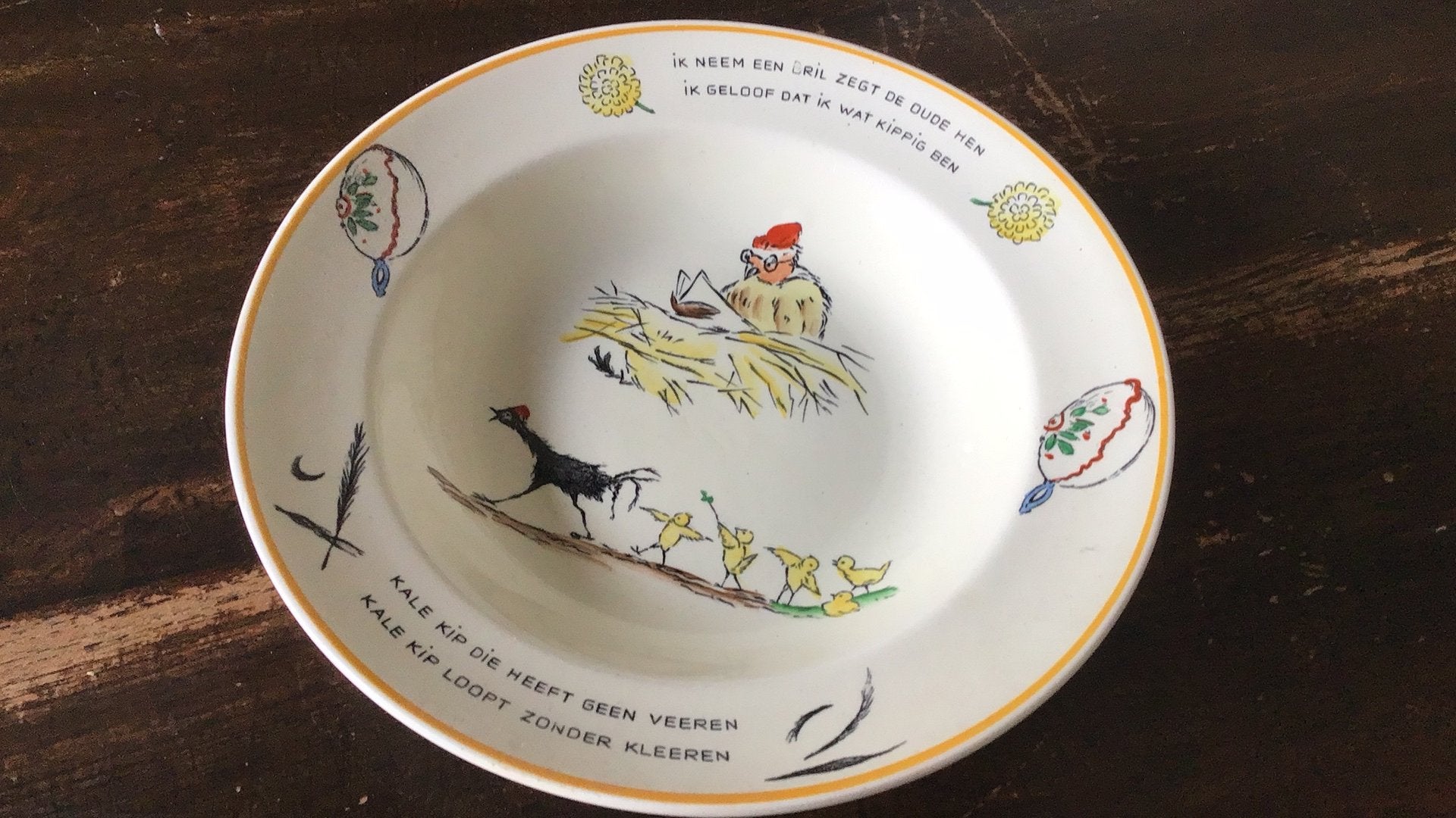 Te koop bord de familie kakelbont Soc. Ceramique Maastricht, Ophalen of Verzenden