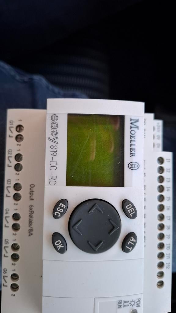 Moeller easy819-DC-RC PLC, Ophalen of Verzenden, Zo goed als nieuw