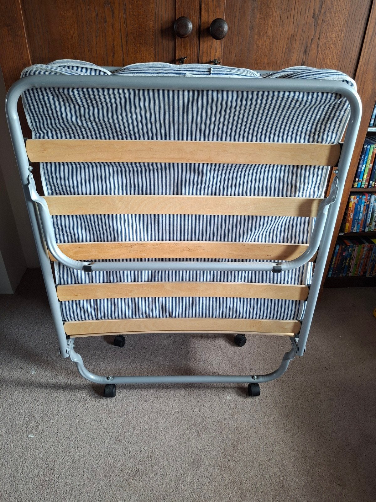 Opklapbaar logeerbed, Ophalen
