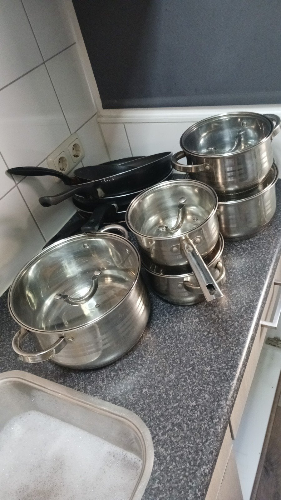 Net uitziende pannenset., Ophalen, Zo goed als nieuw, Rvs, Pannenset