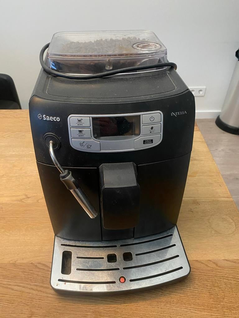 Saeco Intelia bonen koffiemachine defect, Gebruikt, Espresso apparaat, Koffiebonen, 2 tot 4 kopjes