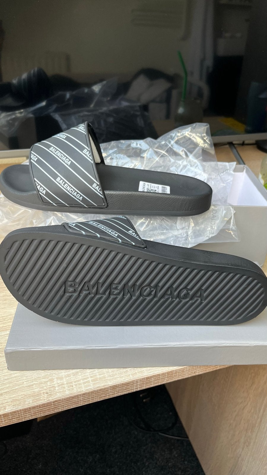 Balenciaga Slippers Maat 43 - Nieuw, Slippers, Zwart, Nieuw, Ophalen of Verzenden