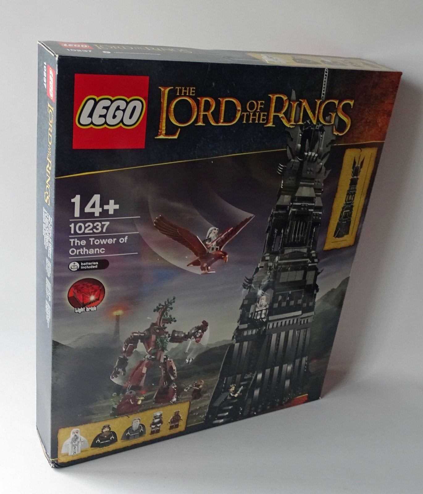 LEGO Lord of the Rings 10237 The Tower of Orthanc Sealed, Kinderen en Baby's, Speelgoed | Duplo en Lego, Ophalen of Verzenden